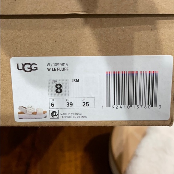 UGG Le Fluff - Picture 10 of 12